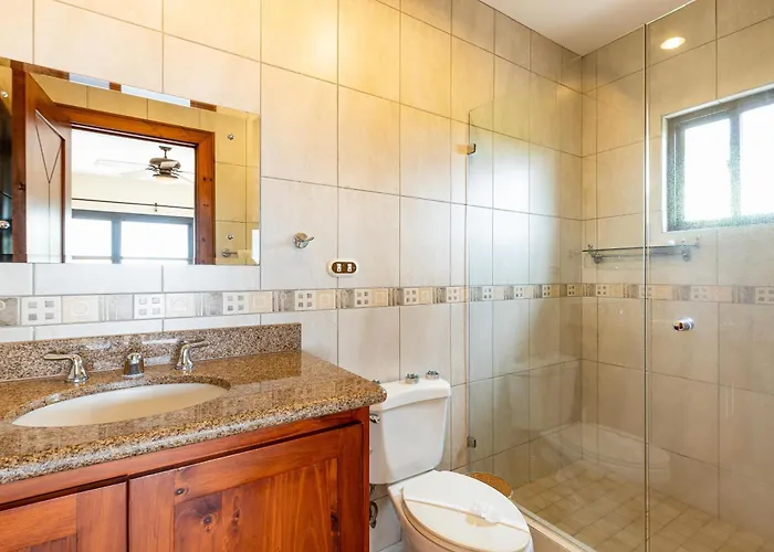 Casa Antonelli 4br Infinity Pool Pet Friendly Сasa de vacaciones Playa Hermosa (Guanacaste)