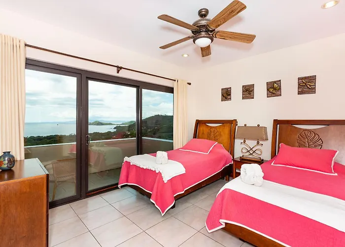 Сasa de vacaciones Casa Antonelli 4br Infinity Pool Pet Friendly