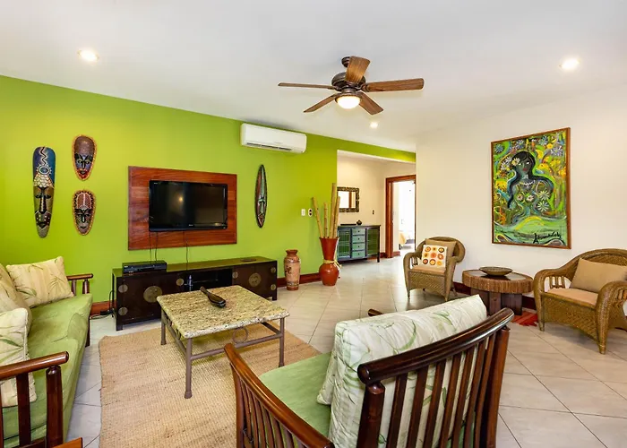 Сasa de vacaciones Casa Antonelli 4br Infinity Pool Pet Friendly *